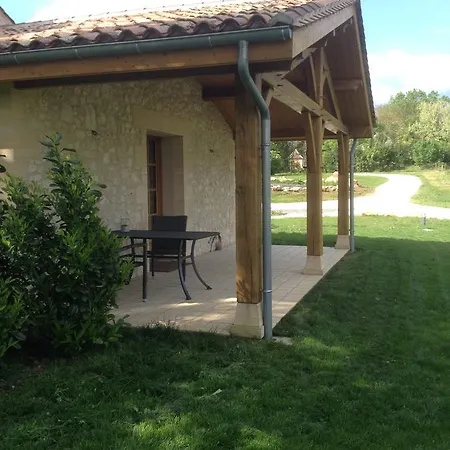 Chateau Le Tour - 度假居 *
