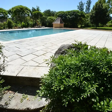 度假居 Chateau Le Tour - *